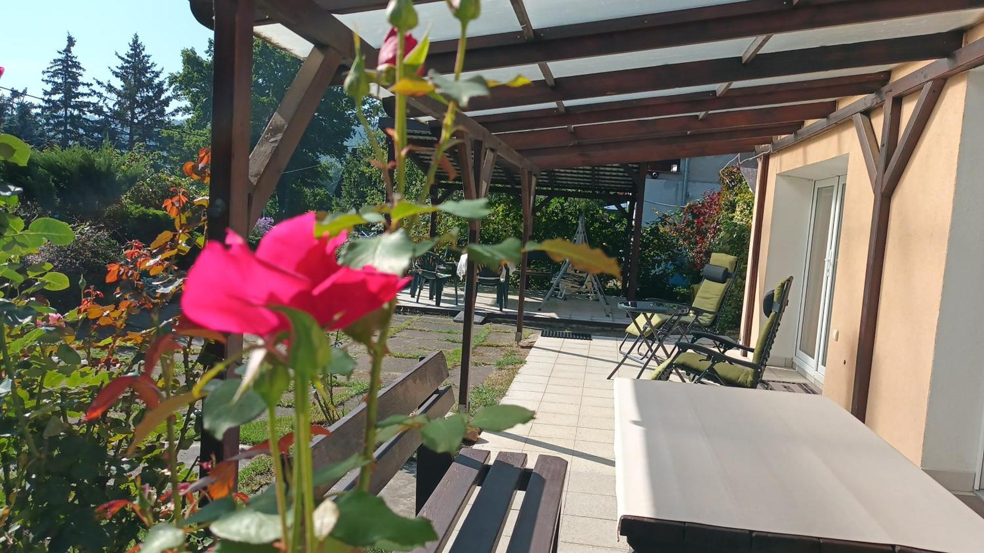 Apartman Alena Karlovy Vary Ngoại thất bức ảnh